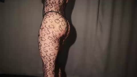 Snapshot of veronika_66 chatting on June 20, 5:38 pm veronika_66 online show from June 20, 5:38 pm