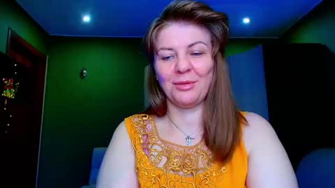 Snapshot of veronikawgold chatting on May 14, 11:00 pm VeronikawGold online show from May 14, 11:00 pm