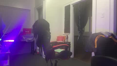 Snapshot of versebbc_69 chatting on February 21, 8:37 am versebbc_69 online show from February 21, 8:37 am