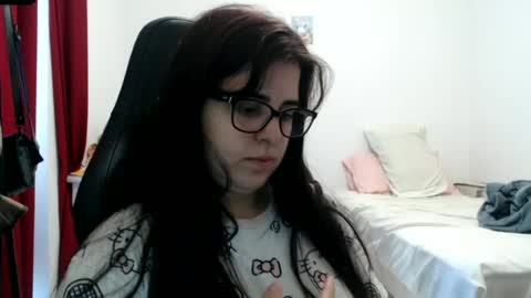Snapshot of veruca99 chatting on July 3, 1:28 pm veruca99 online show from July 3, 1:28 pm