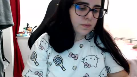Snapshot of veruca99 chatting on July 31, 1:38 am veruca99 online show from July 31, 1:38 am
