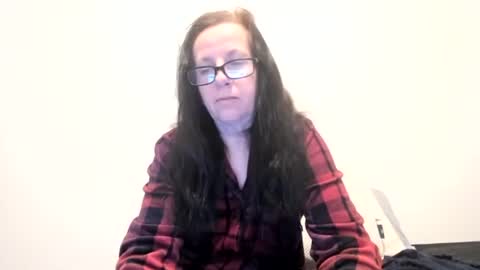 verysassypeachgoddess online show from February 3, 12:54 pm