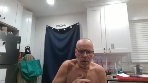 Snapshot of verysmallpeni chatting on December 14, 3:07 am verysmallpeni online show from December 14, 3:07 am