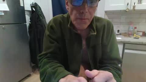 Snapshot of verysmallpeni chatting on December 31, 9:50 pm verysmallpeni online show from December 31, 9:50 pm