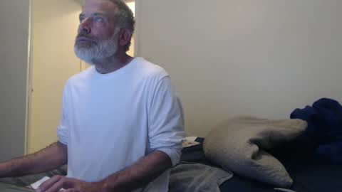 Snapshot of veryveryhairmanindenver chatting on February 12, 12:48 am hairy man online show from February 12, 12:48 am