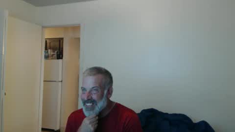 Snapshot of veryveryhairmanindenver chatting on October 30, 12:01 am hairy man online show from October 30, 12:01 am