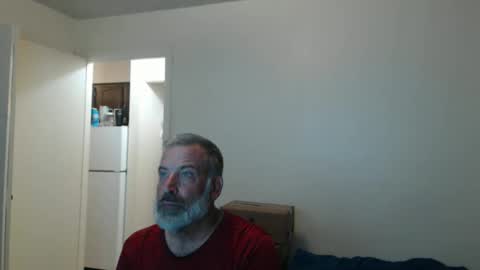 Snapshot of veryveryhairmanindenver chatting on October 31, 12:22 am hairy man online show from October 31, 12:22 am