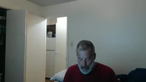 Snapshot of veryveryhairmanindenver chatting on February 3, 12:53 am hairy man online show from February 3, 12:53 am