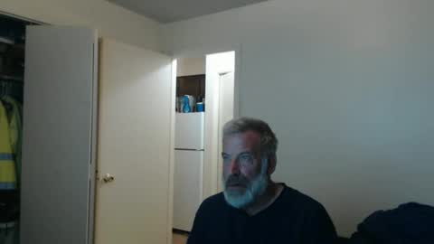 Snapshot of veryveryhairmanindenver chatting on February 26, 1:04 am hairy man online show from February 26, 1:04 am