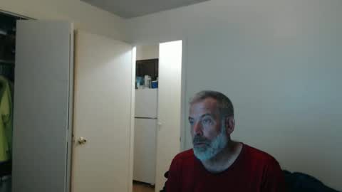 Snapshot of veryveryhairmanindenver chatting on March 1, 1:07 am hairy man online show from March 1, 1:07 am
