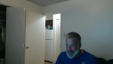 Snapshot of veryveryhairmanindenver chatting on March 4, 12:49 am hairy man online show from March 4, 12:49 am