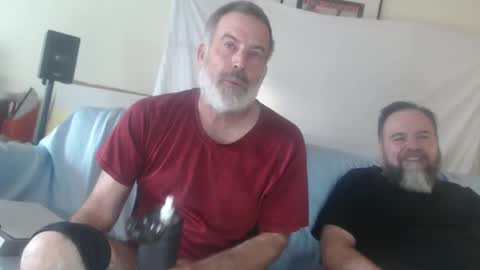 Snapshot of veryveryhairmanindenver chatting on May 10, 12:05 am hairy man online show from May 10, 12:05 am