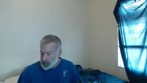 Snapshot of veryveryhairmanindenver chatting on May 16, 11:57 pm hairy man online show from May 16, 11:57 pm