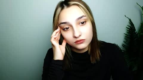 Ana online show from February 4, 4:02 pm