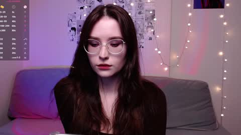 Snapshot of vetta_dey chatting on December 20, 8:34 pm Iva online show from December 20, 8:34 pm