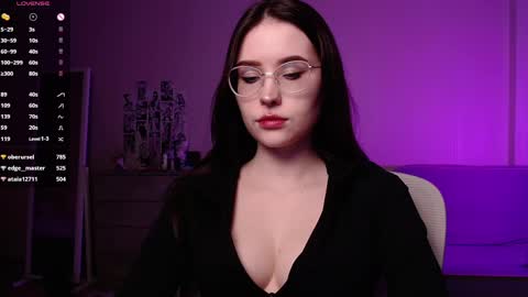 Snapshot of vetta_dey chatting on February 20, 11:43 pm Iva online show from February 20, 11:43 pm