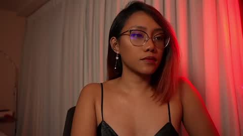 Snapshot of vexanyx chatting on May 16, 2:38 pm Vexa Nyx online show from May 16, 2:38 pm