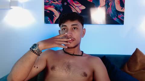 Vezx online show from April 8, 7:03 pm