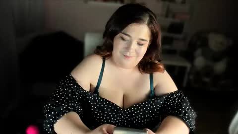 Vi Vixen online show from December 19, 11:01 pm