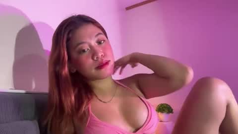 via_olala online show from November 9, 7:12 pm