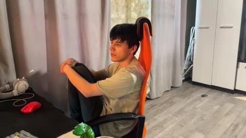 vialeras online show from February 12, 3:01 am