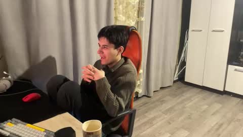 vialeras online show from March 25, 3:40 pm