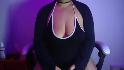 vibe_xxxo online show from March 28, 7:08 am