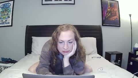 Vicki Stockings online show from October 24, 2:30 am