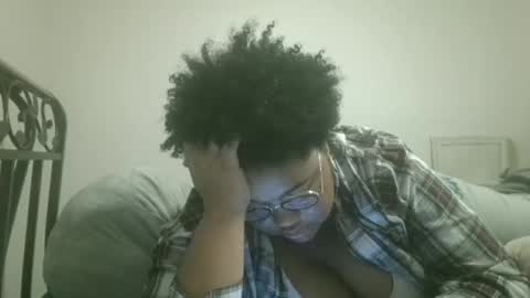 Snapshot of vickiryder56 chatting on April 21, 4:30 am vickiryder56 online show from April 21, 4:30 am