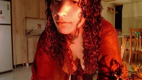 Snapshot of vicky_crazy chatting on January 3, 1:48 am Vicky  online show from January 3, 1:48 am