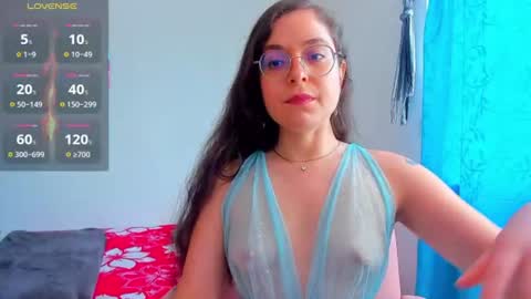 Snapshot of vicky_cristinax chatting on June 18, 6:56 pm Vicky online show from June 18, 6:56 pm