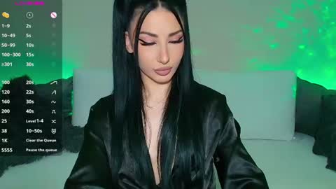 Snapshot of vickyboo chatting on June 19, 12:59 am Vicky Boo online show from June 19, 12:59 am