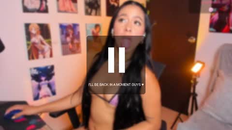 Snapshot of vickysth1 chatting on June 25, 5:12 am VICTORIA 3 online show from June 25, 5:12 am