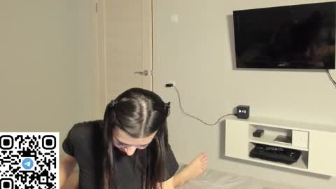 Vic online show from October 6, 8:17 pm