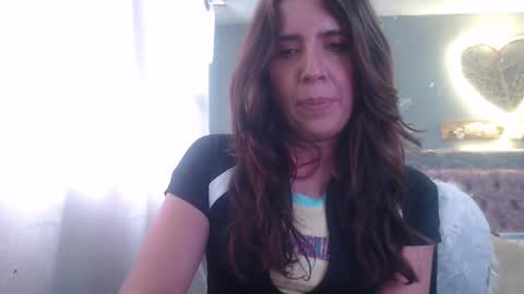 Snapshot of victoria25_meester chatting on December 1, 4:29 pm Hi guys Im victoria Be the one who can control me in PVT online show from December 1, 4:29 pm