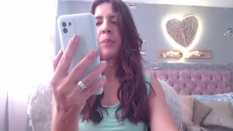 Snapshot of victoria25_meester chatting on December 5, 1:28 pm Hi guys Im victoria Be the one who can control me in PVT online show from December 5, 1:28 pm