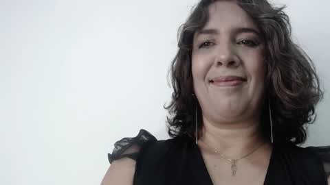 Snapshot of victoria25_meester chatting on April 23, 1:57 pm Hi guys Im victoria Be the one who can control me in PVT online show from April 23, 1:57 pm