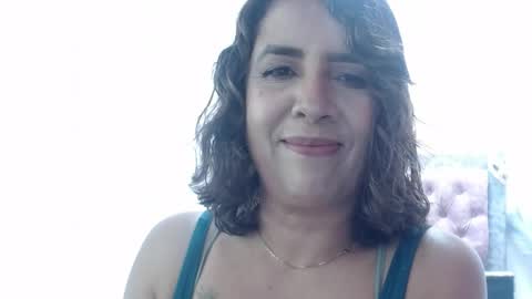 Snapshot of victoria25_meester chatting on May 13, 3:20 pm Hi guys Im victoria Be the one who can control me in PVT online show from May 13, 3:20 pm