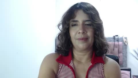 Snapshot of victoria25_meester chatting on June 4, 3:40 pm Hi guys Im victoria Be the one who can control me in PVT online show from June 4, 3:40 pm