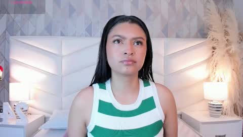 Snapshot of victoria___jonnes chatting on September 21, 12:18 pm victoria___jonnes online show from September 21, 12:18 pm