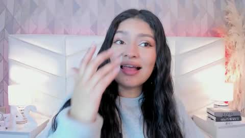 Snapshot of victoria___jonnes chatting on October 3, 12:35 pm victoria___jonnes online show from October 3, 12:35 pm