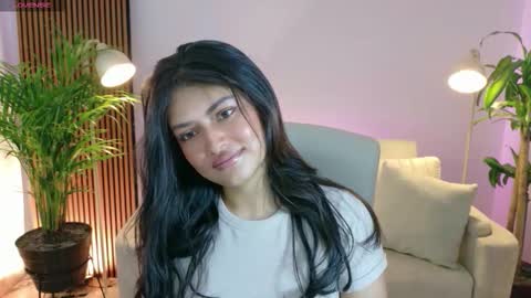 Snapshot of victoria___moon chatting on February 19, 1:29 pm victoria online show from February 19, 1:29 pm