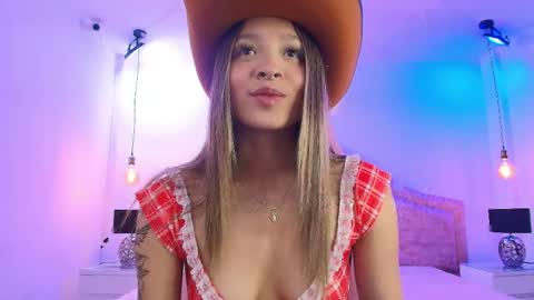  Victoria for you  online show from April 18, 4:49 am