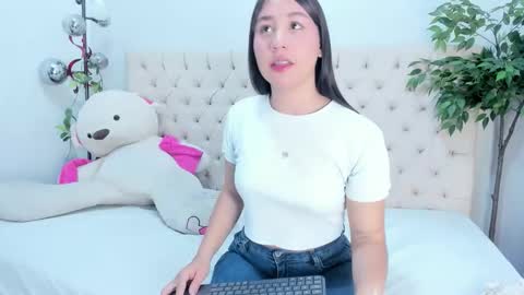 Snapshot of victoria_colemann chatting on April 20, 7:15 pm Victoria online show from April 20, 7:15 pm