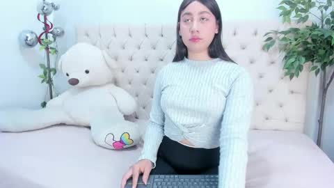 Snapshot of victoria_colemann chatting on April 22, 7:37 pm Victoria online show from April 22, 7:37 pm