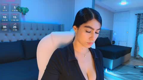   online show from June 9, 11:33 am