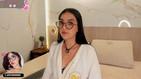Snapshot of victoria_hokings chatting on May 8, 11:37 am Victoria H online show from May 8, 11:37 am