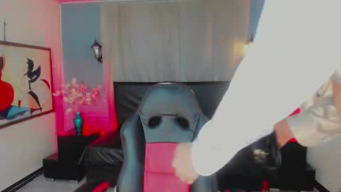 Victoria online show from March 30, 7:26 pm