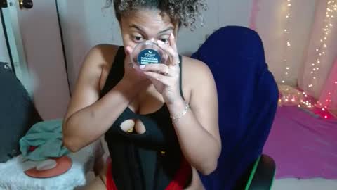 VICKY online show from April 4, 9:56 pm