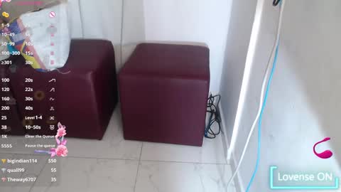 victoria online show from January 25, 4:45 am